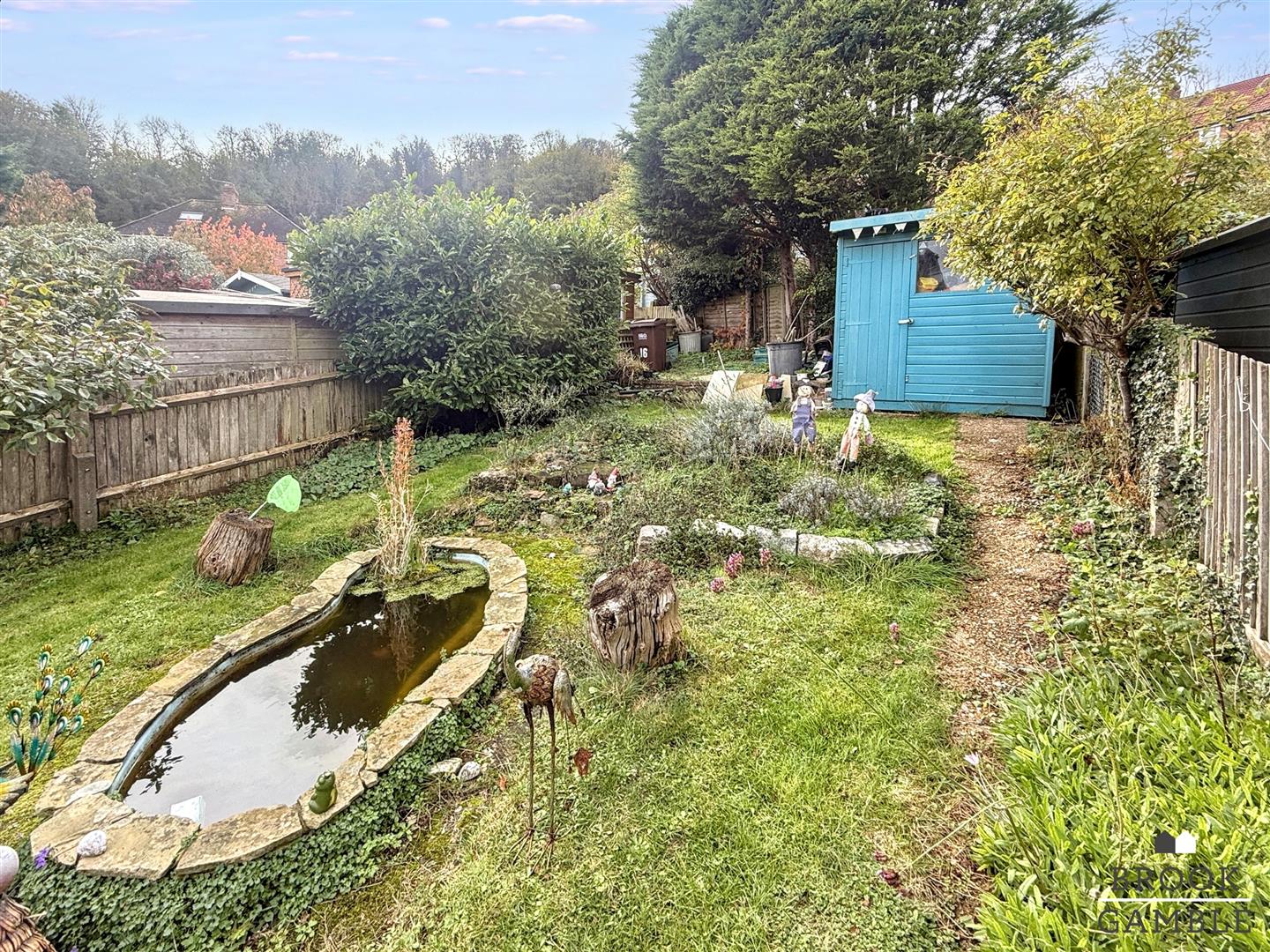 3 Bedroom House - Semi-Detached. Manvers Road in Eastbourne,  19